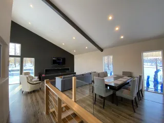 Hibiki_dining_lounge